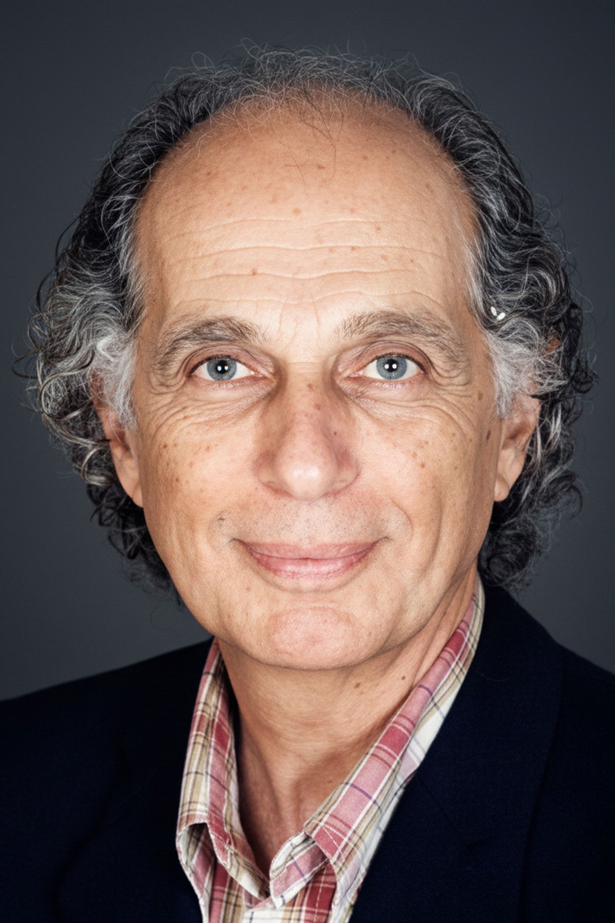 et billede af Mehmet Çerezcioğlu