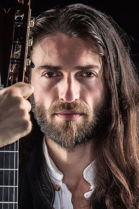 et billede af Estas Tonne