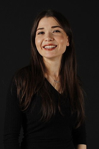 et billede af Merve Er