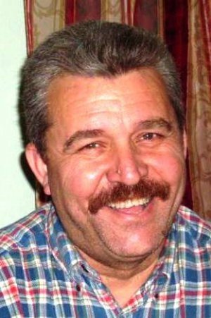 et billede af Yurdaer Tosun