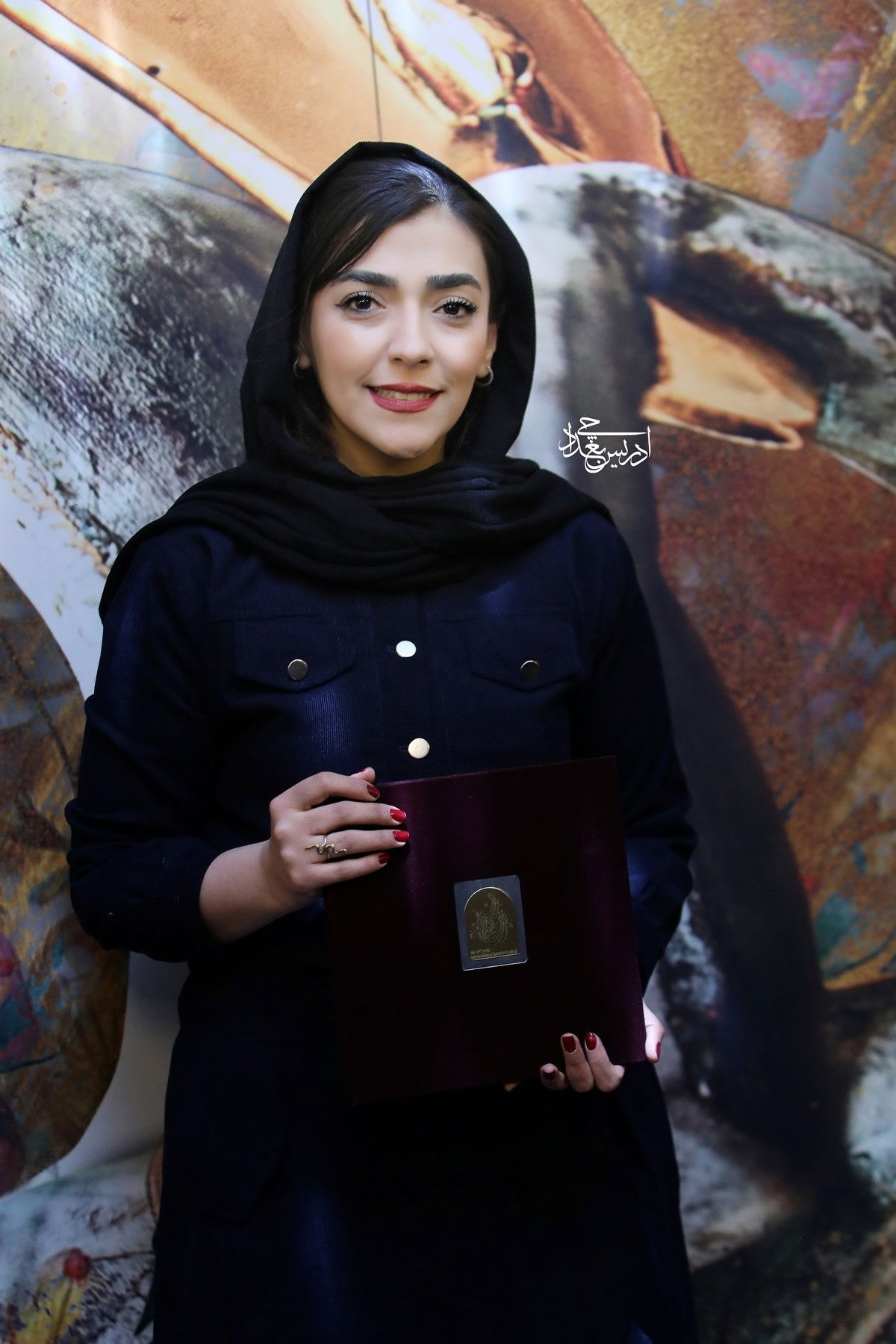 et billede af Farnush Nikandish