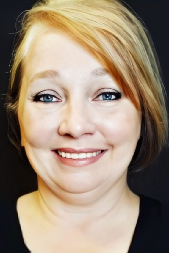 et billede af Nilüfer Gürkonak