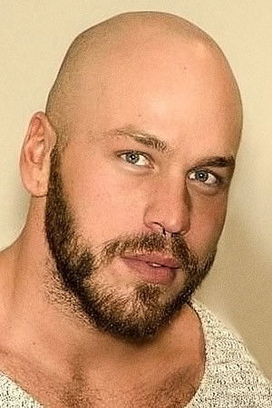 et billede af Parker Logan