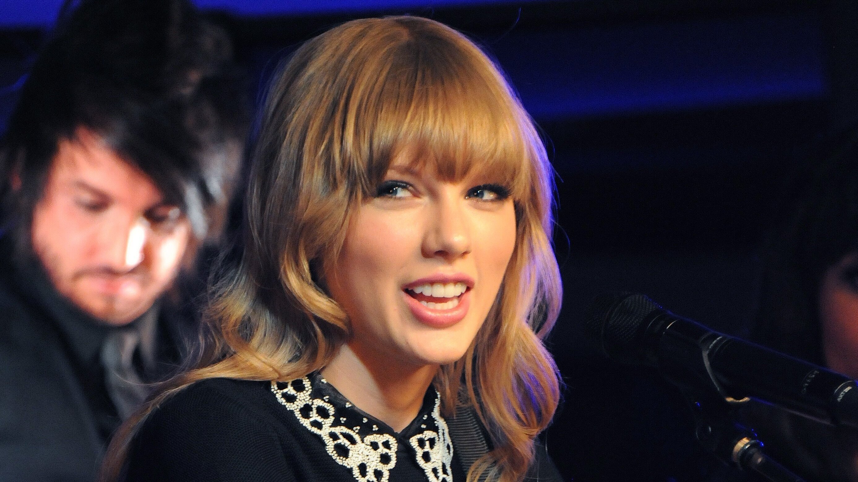 Taylor Swift: Live On the Seine