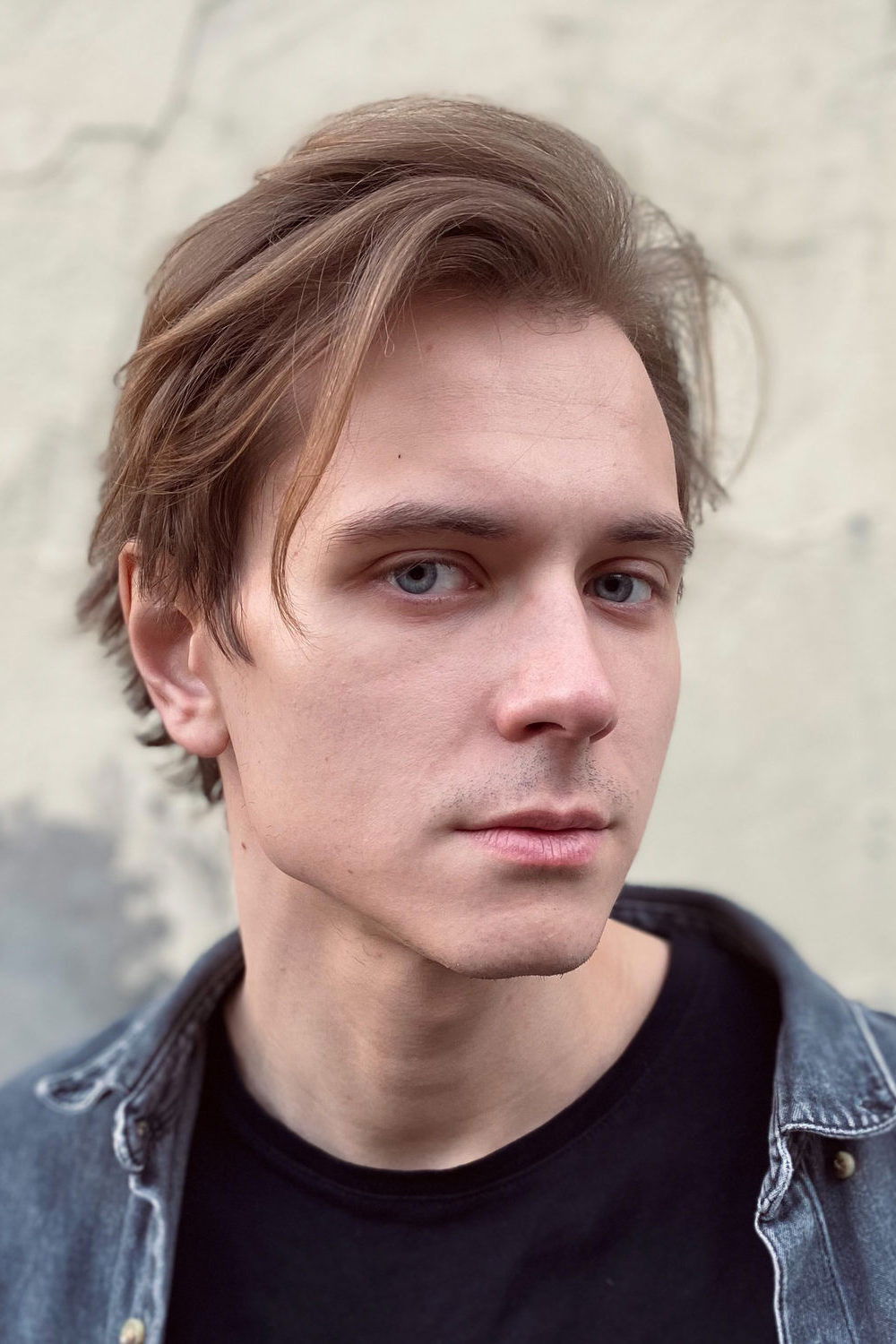 Андрей Попов