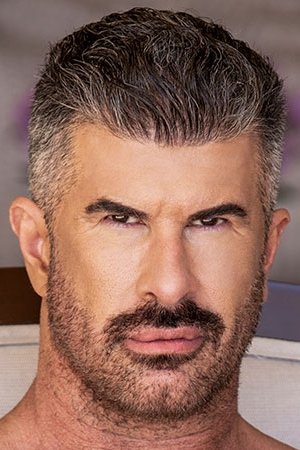 et billede af Adam Killian