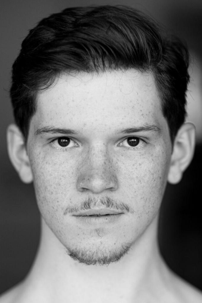 et billede af Harris Bell