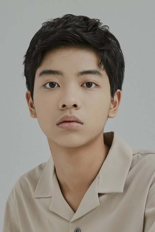 et billede af Kang Chae-min