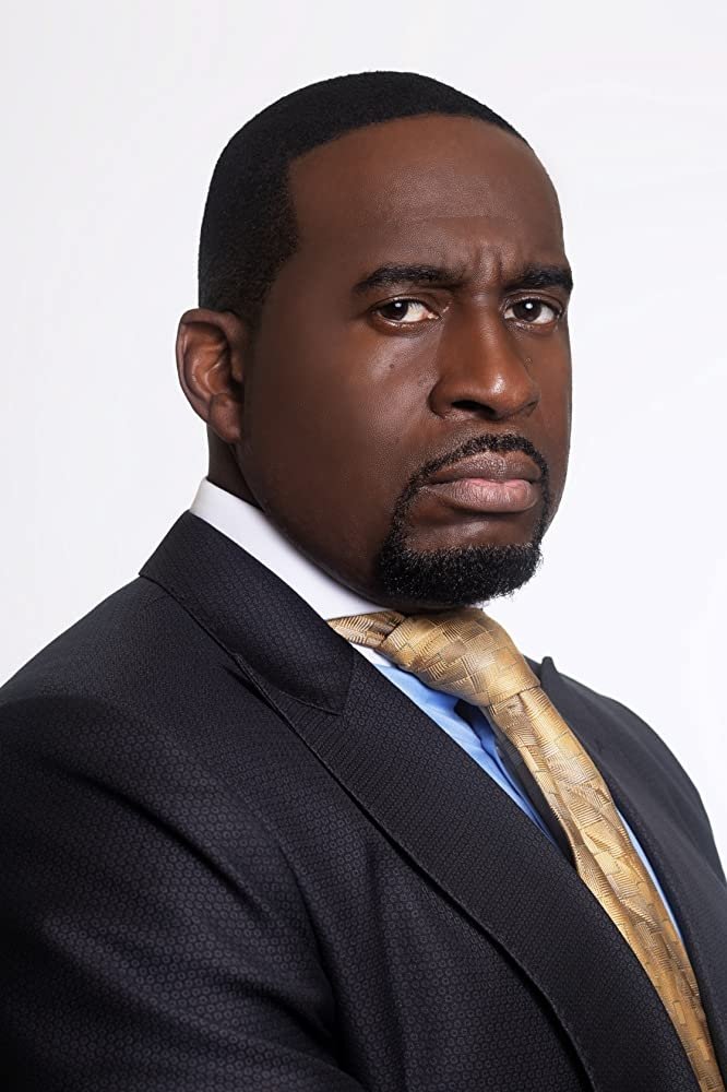 et billede af Gregory Hobson