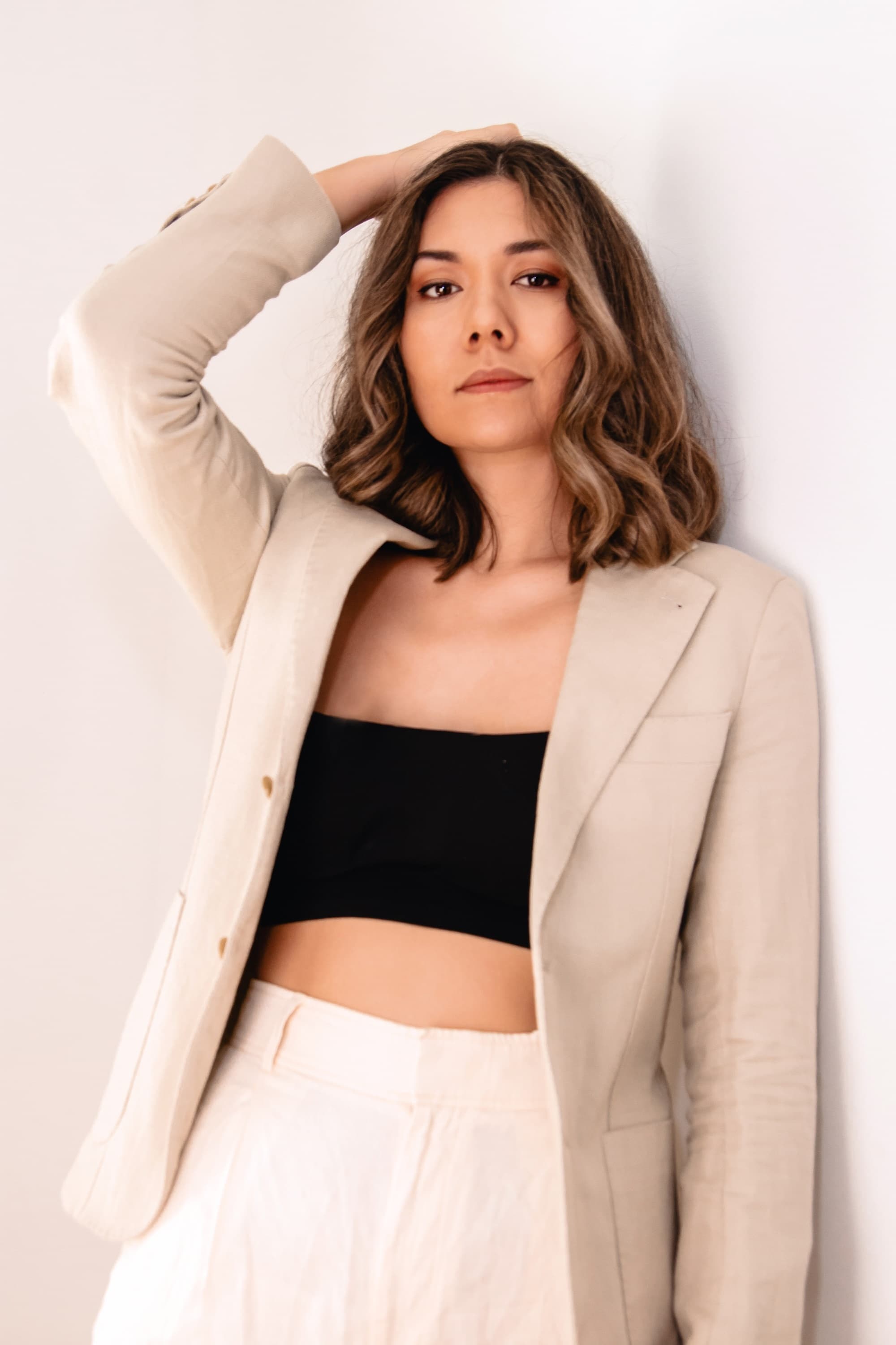 Isabelle Van Vleet's picture in the cast