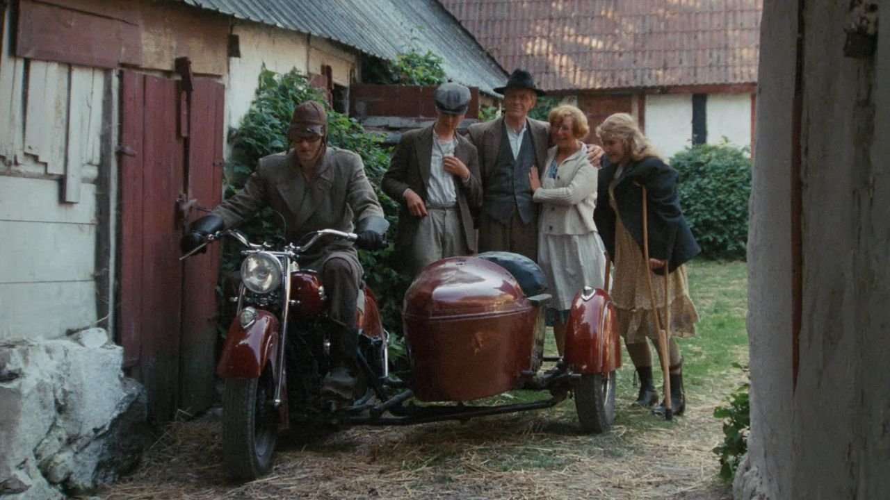 The Simple-Minded Murderer (1982)