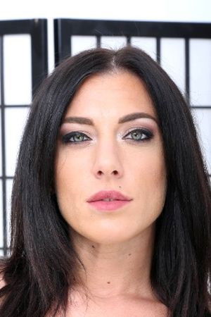 et billede af Sabrina Ice