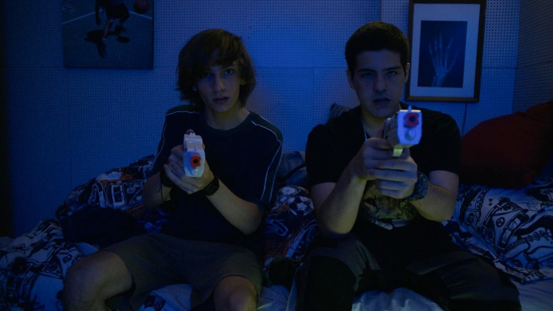 Assistir Os Outros Online - Tua Serie