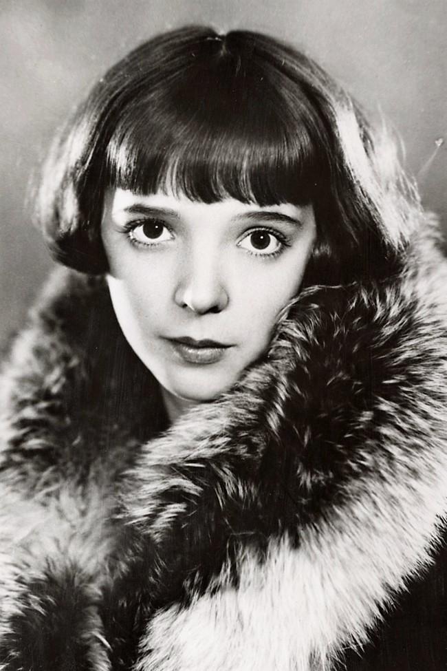 et billede af Jessie Matthews