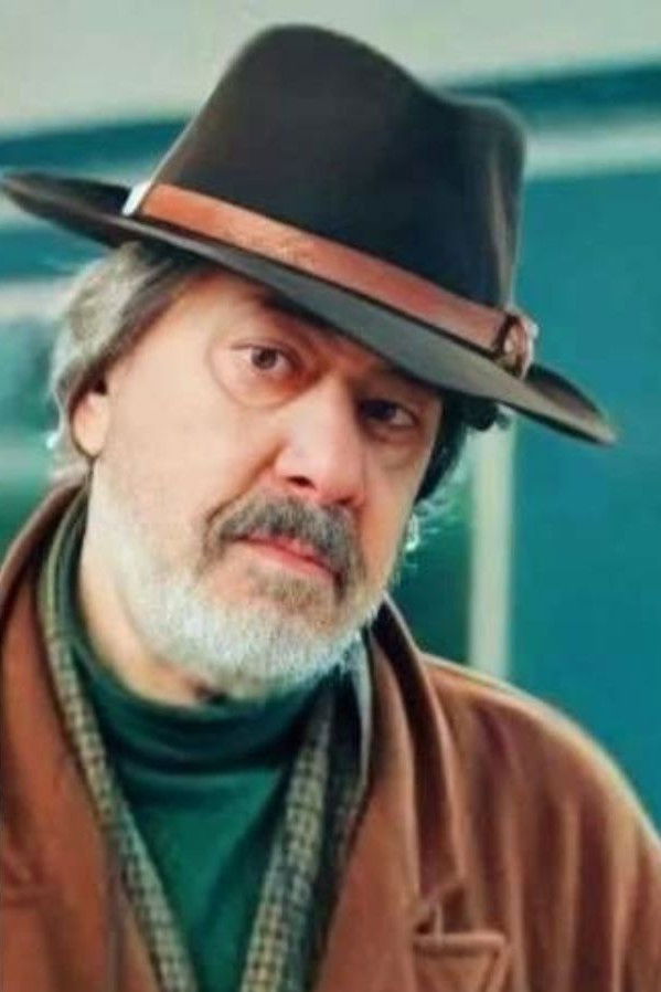 et billede af Manouchehr Sadeghpoor