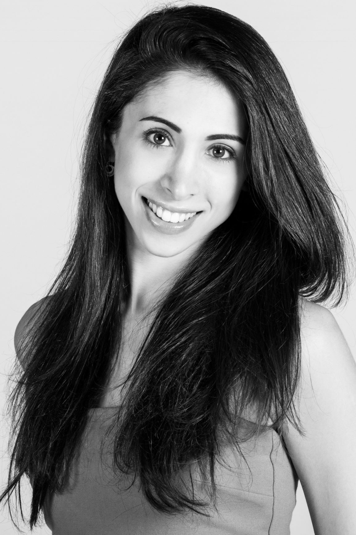 et billede af Yasmine Naghdi