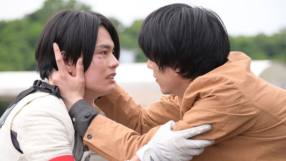 Kamen Rider Season 32 :Episode 44  The Direction of Giving it Your All