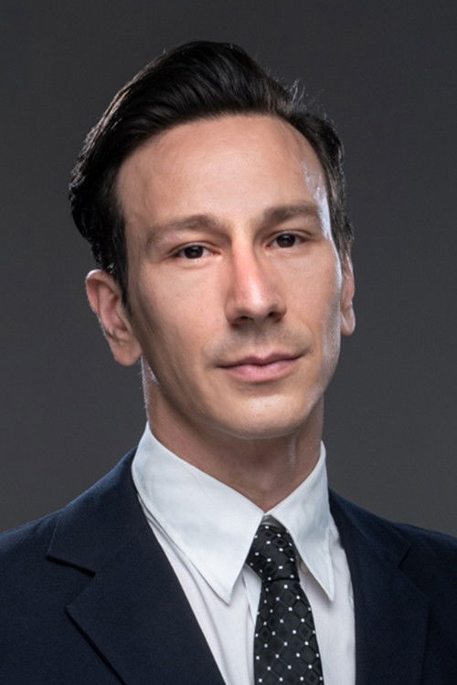 et billede af Michalis Sarantis