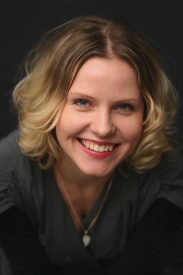 et billede af Nina Esina