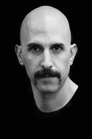 et billede af Toomaj Danesh Behzadi