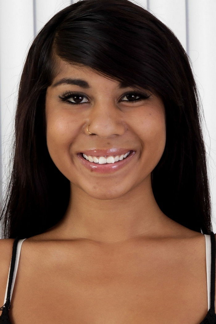 et billede af Kara Hartley