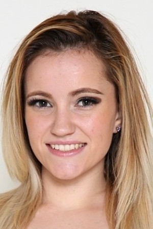 et billede af Holly Travis