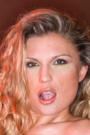 et billede af Renata Wife