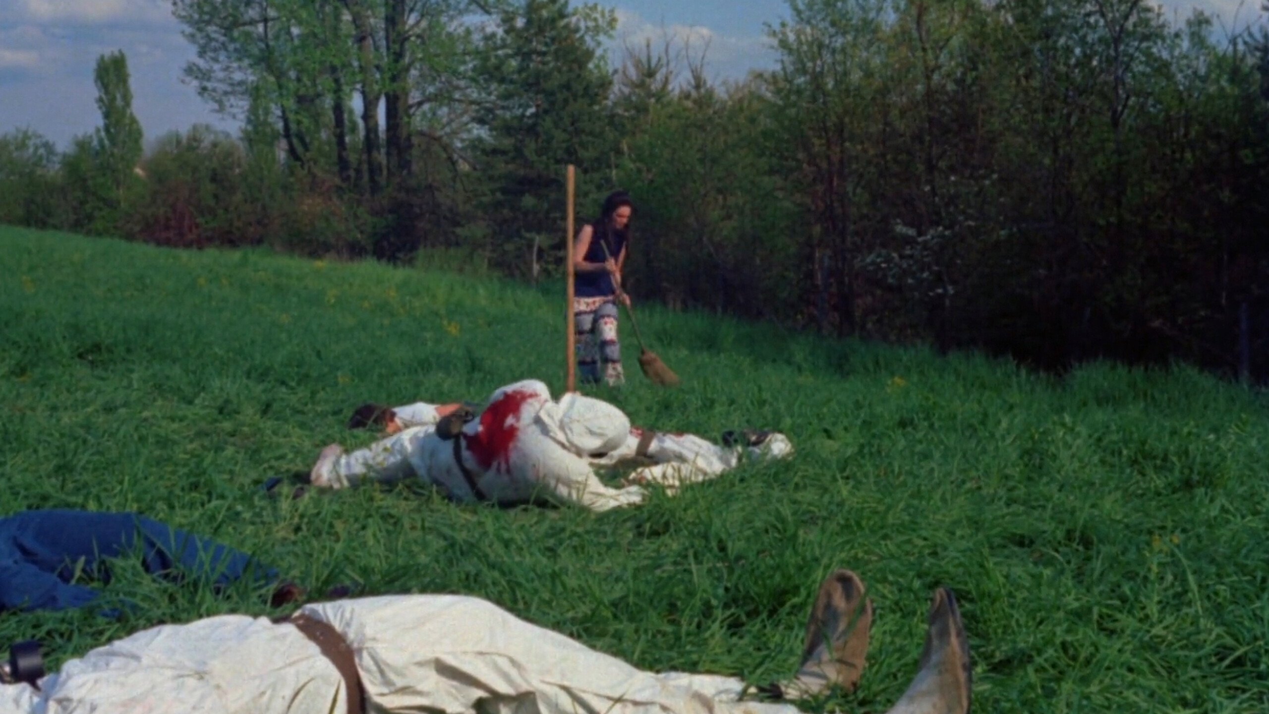 La Nuit des fous vivants (1973)