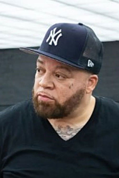 et billede af James Antney