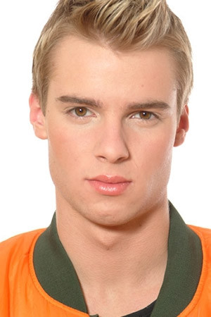 et billede af Cameron Jackson