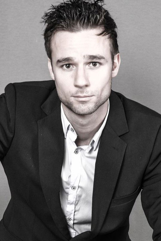 et billede af Harrison Jones