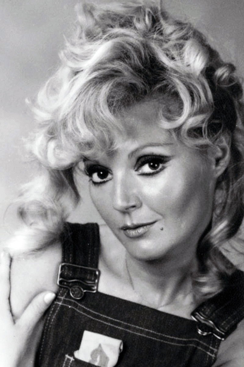 et billede af Estela Molly