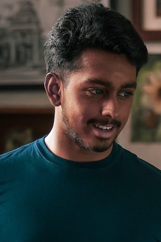 et billede af Ajay Dhisan