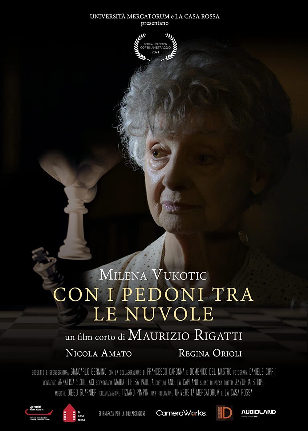Con i pedoni tra le nuvole Con i pedoni tra le nuvole