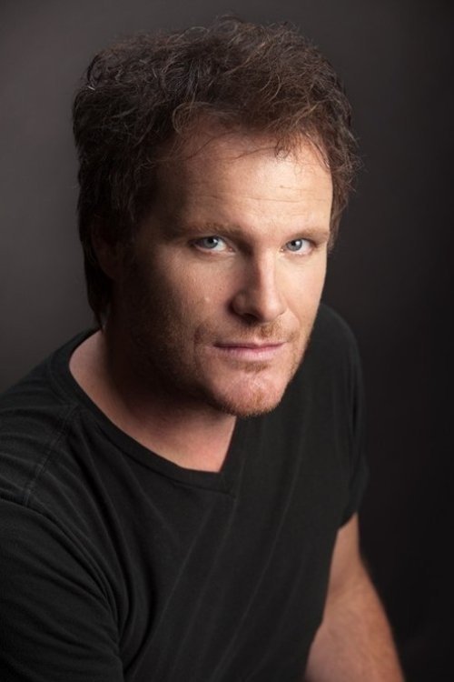 et billede af Sean Tweedley