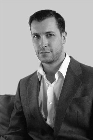 et billede af David Hilton