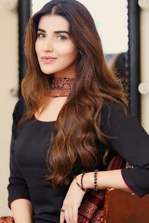 Hareem Farooq's picture in the cast