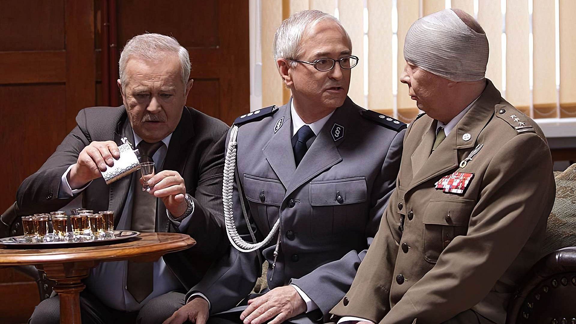 Komisarz Blond i oko sprawiedliwości (2012)