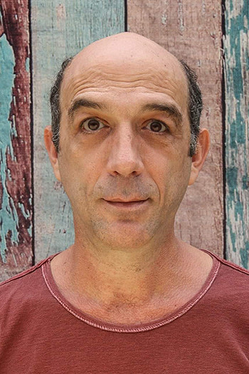 et billede af Eber Inácio