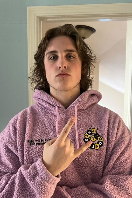 et billede af Logan Goelman