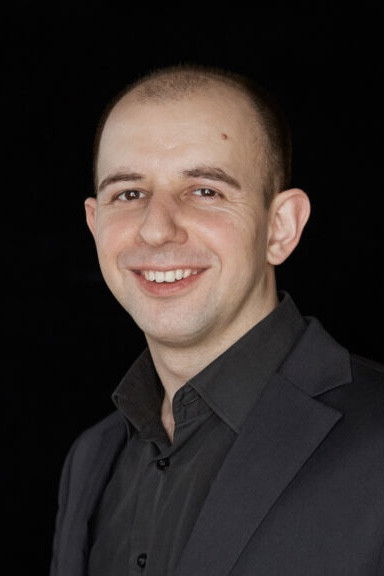 et billede af Konstantin Pogrebovsky