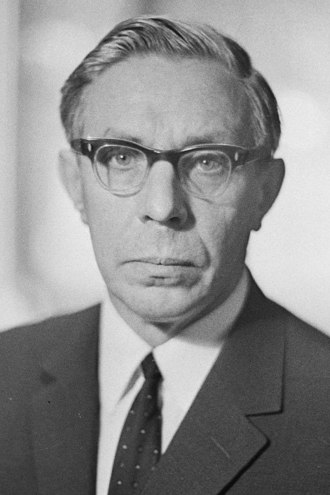 et billede af Juhan Smuul