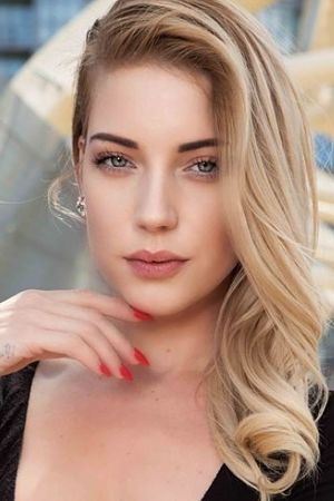 et billede af Emily Crighton