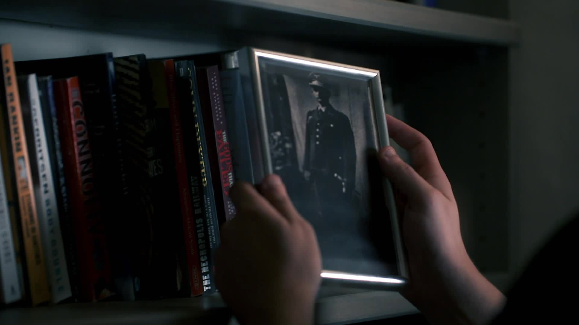 A Killer's Mistake S01E03 backdrop