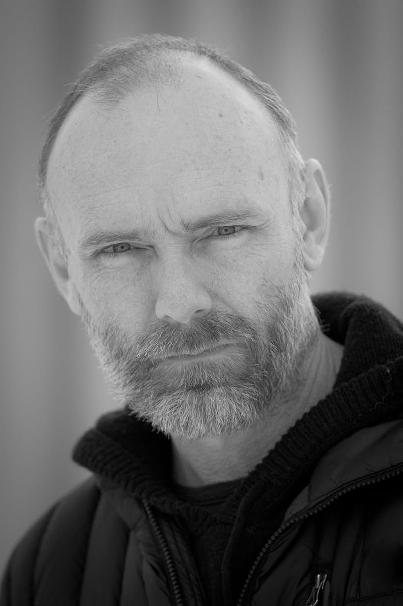 et billede af Michael Valliant-Saunders