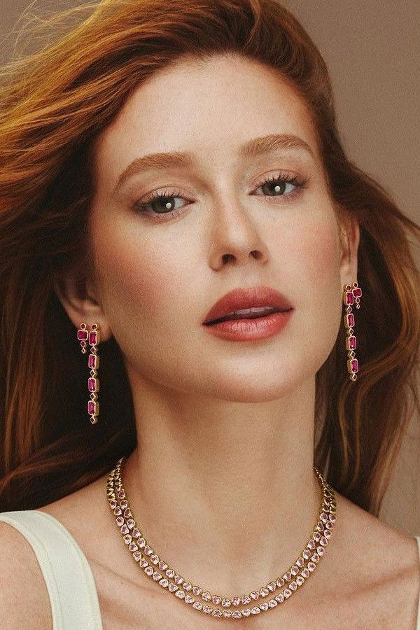et billede af Marina Ruy Barbosa
