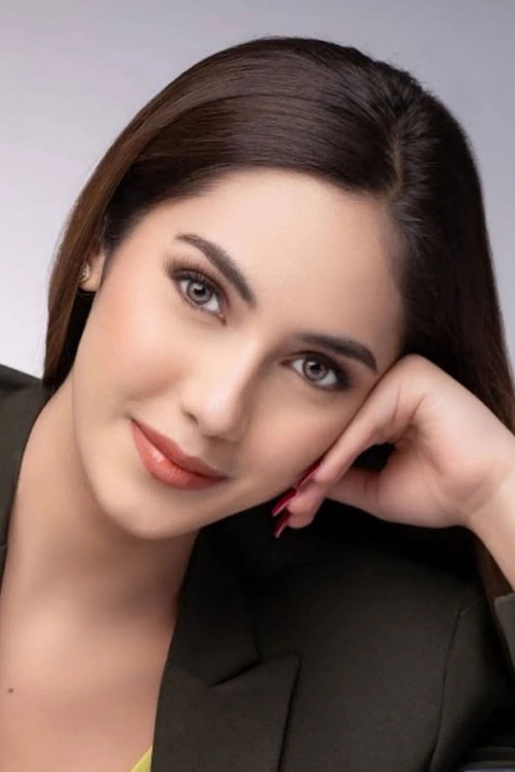 et billede af Syahra Larez