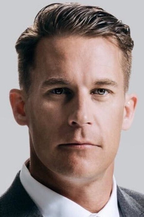 Jeremy Wells's picture in the cast