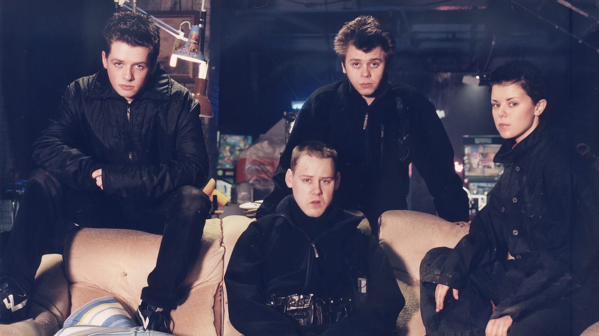 Straydogs (1999)