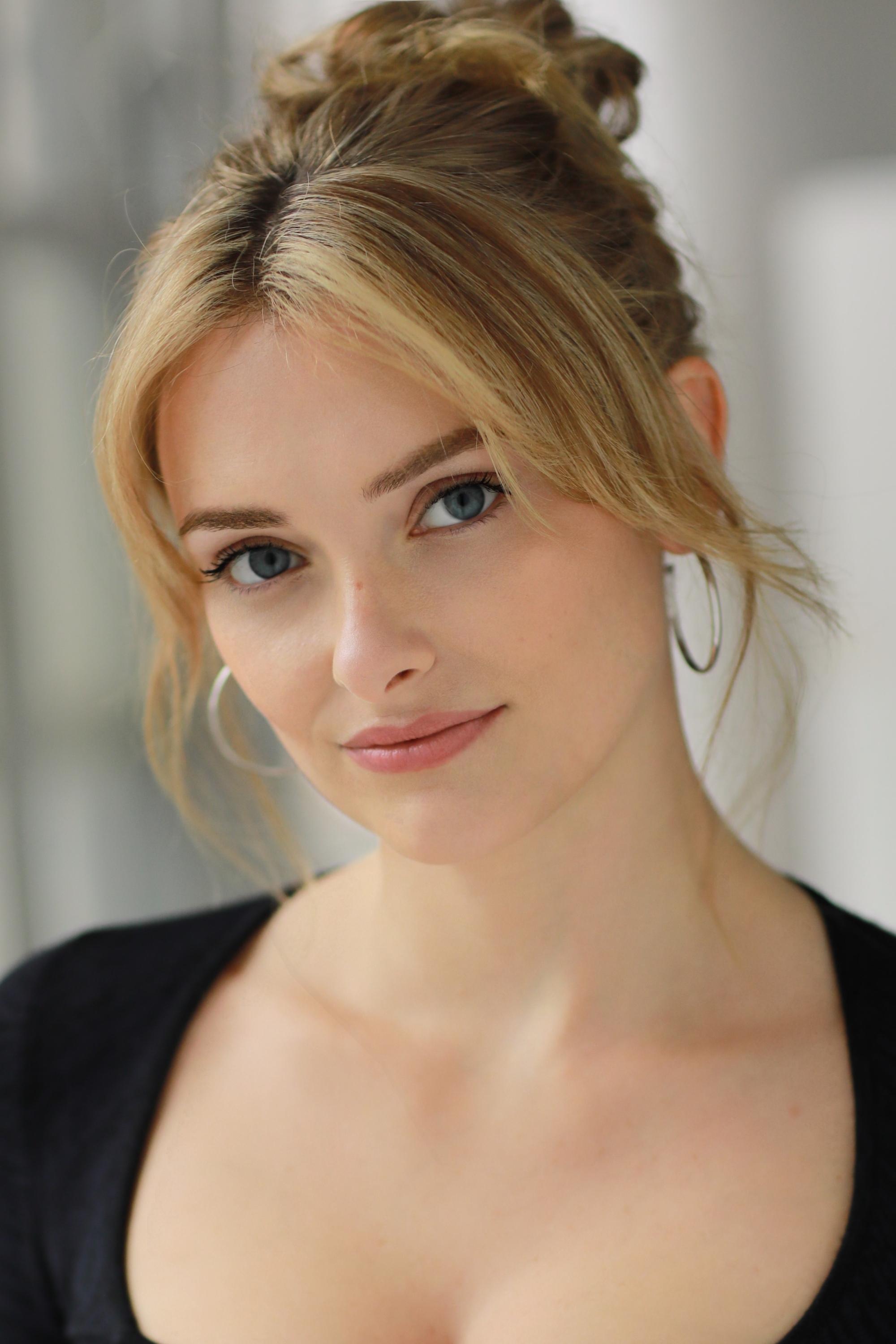 et billede af Maggie Weston